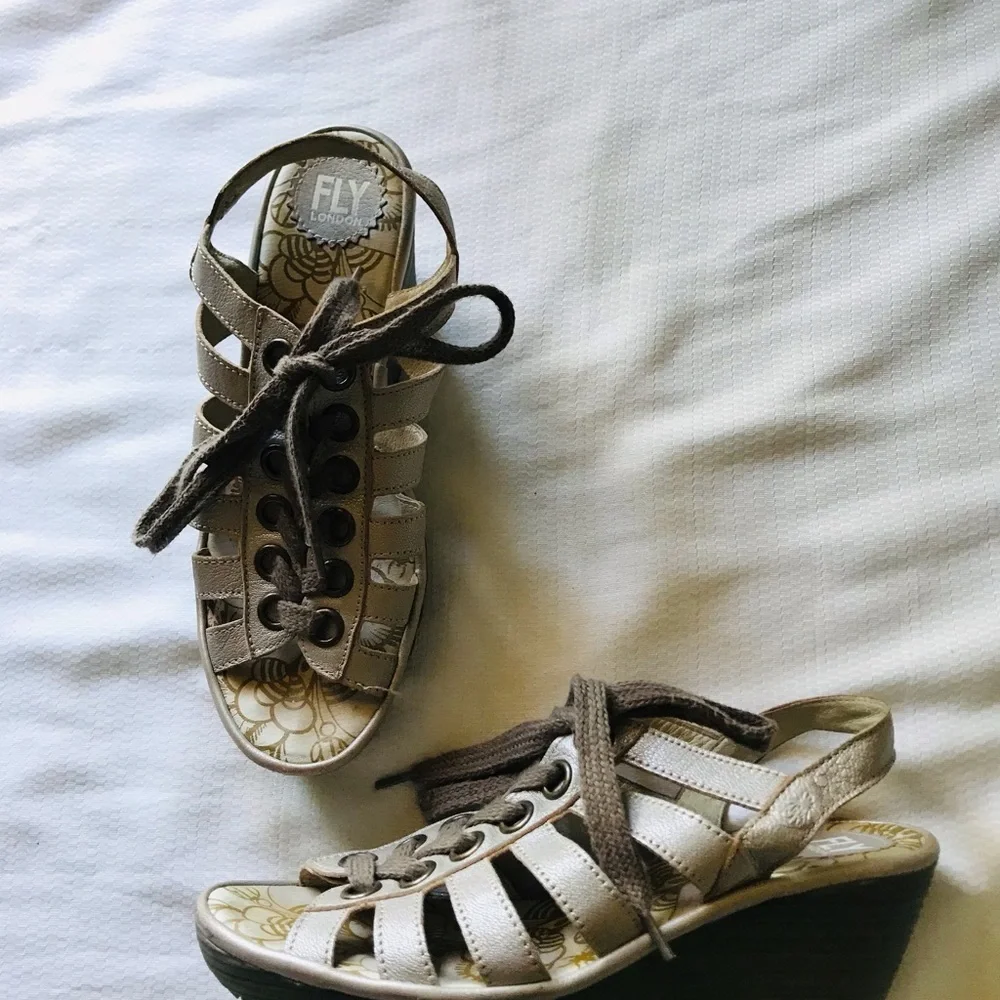 Fly London Women's Wedge Sandals